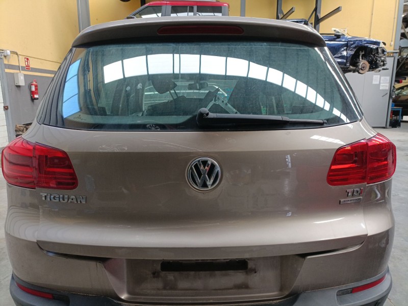 Recambio de porton trasero para volkswagen tiguan (5n_) 2.0 tdi referencia OEM IAM   