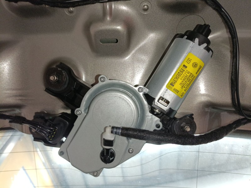 Recambio de motor limpia trasero para volkswagen tiguan (5n_) 2.0 tdi referencia OEM IAM 5N0955711A  