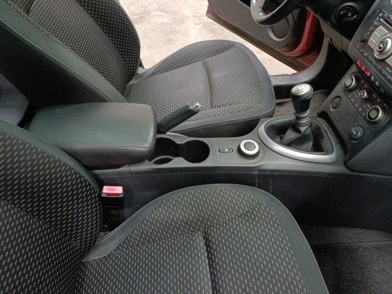 Recambio de consola central para nissan qashqai i (j10, nj10) 2.0 dci a las 4 ruedas referencia OEM IAM   