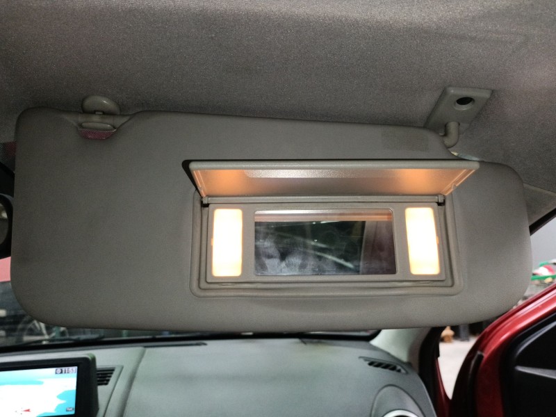 Recambio de parasol derecho para nissan qashqai i (j10, nj10) 2.0 dci a las 4 ruedas referencia OEM IAM   