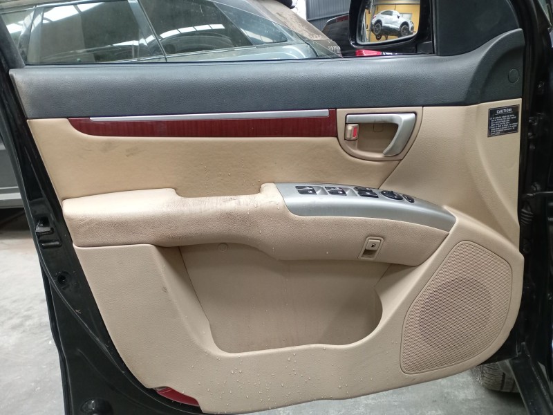 Recambio de guarnecido puerta delantera izquierda para hyundai santa fé ii (cm) 2.2 crdi 4x4 referencia OEM IAM   