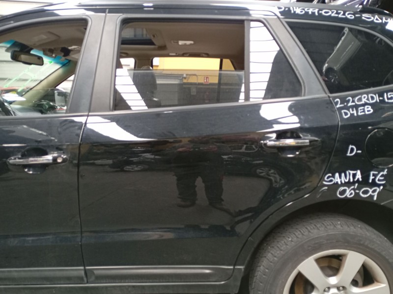 Recambio de puerta trasera izquierda para hyundai santa fé ii (cm) 2.2 crdi 4x4 referencia OEM IAM   