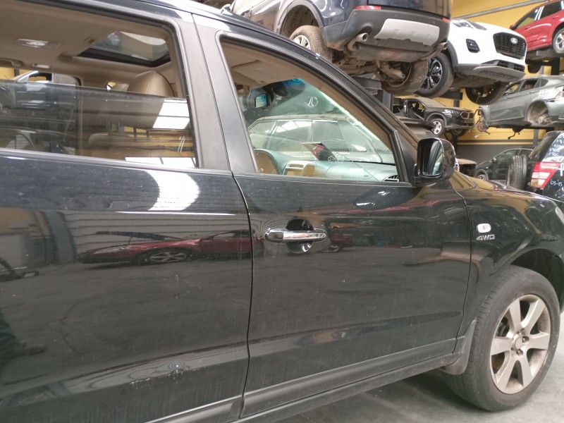 Recambio de puerta delantera derecha para hyundai santa fé ii (cm) 2.2 crdi 4x4 referencia OEM IAM   