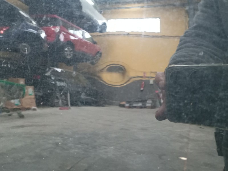 Recambio de puerta delantera derecha para hyundai santa fé ii (cm) 2.2 crdi 4x4 referencia OEM IAM   