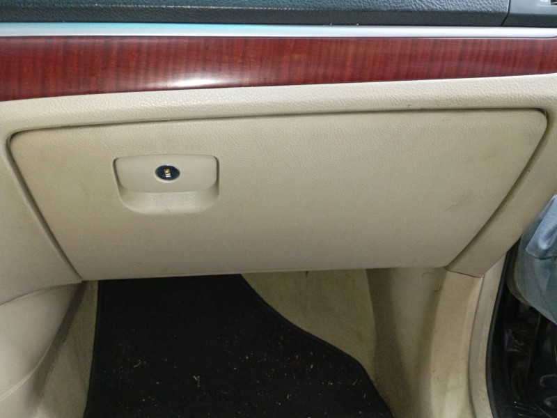 Recambio de guantera para hyundai santa fé ii (cm) 2.2 crdi 4x4 referencia OEM IAM   