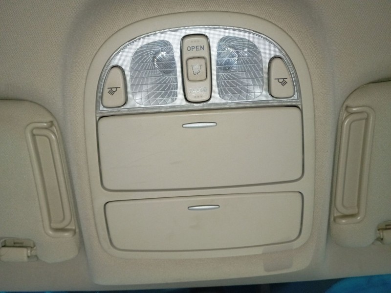 Recambio de luz interior para hyundai santa fé ii (cm) 2.2 crdi 4x4 referencia OEM IAM   