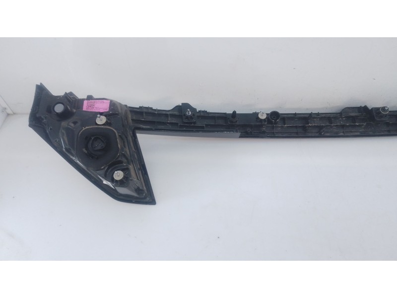Recambio de piloto trasero central para hyundai tucson (nx4e, nx4a) 1.6 t-gdi referencia OEM IAM   