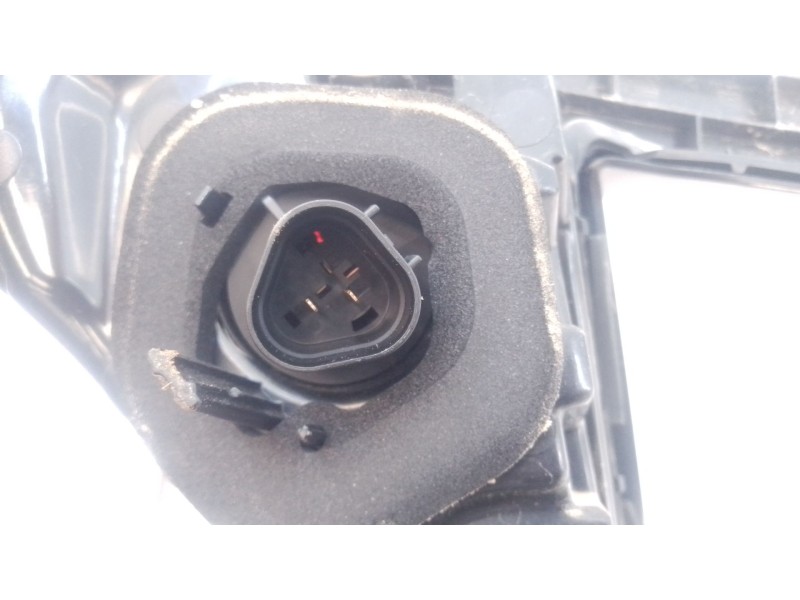 Recambio de piloto trasero central para hyundai tucson (nx4e, nx4a) 1.6 t-gdi referencia OEM IAM   