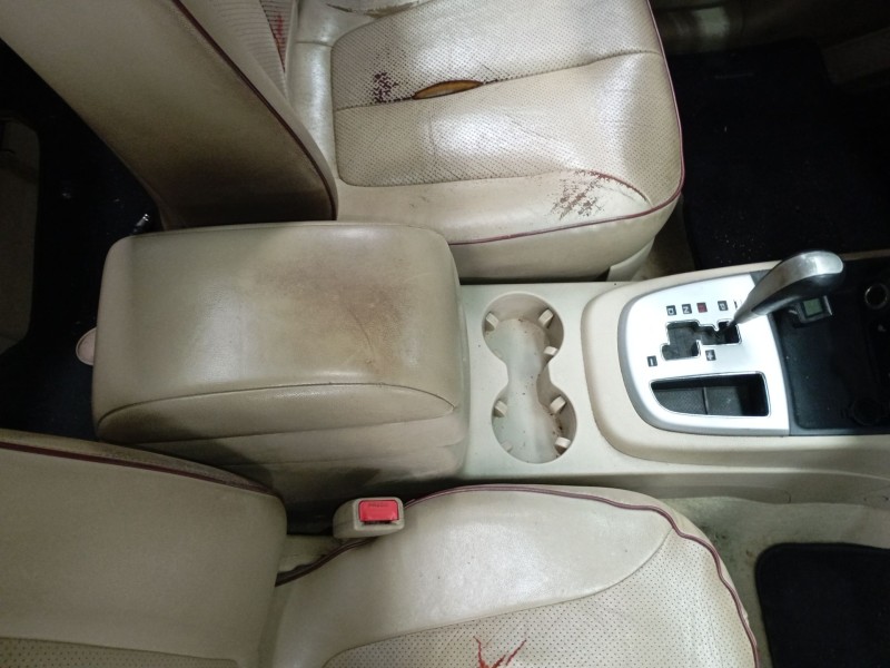 Recambio de consola central para hyundai santa fé ii (cm) 2.2 crdi 4x4 referencia OEM IAM   