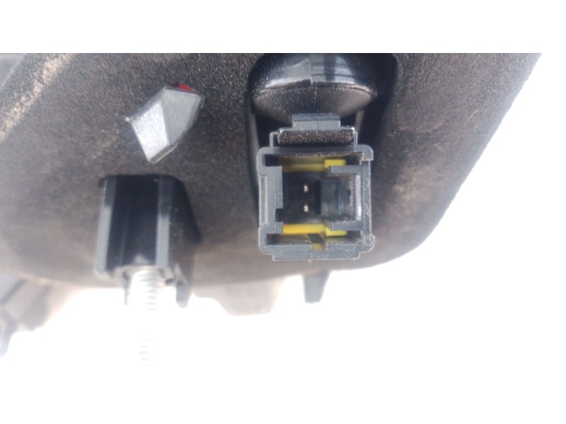 Recambio de piloto trasero derecho porton para peugeot 2008 i (cu_) 1.2 thp 110 / puretech 110 referencia OEM IAM   