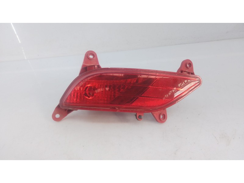 Recambio de piloto trasero izquierdo paragolpes para kia carens iv 1.7 crdi referencia OEM IAM   