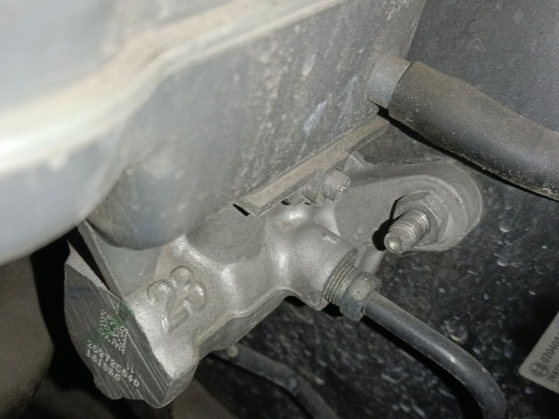 Recambio de bomba freno para nissan qashqai i (j10, nj10) 2.0 dci a las 4 ruedas referencia OEM IAM   