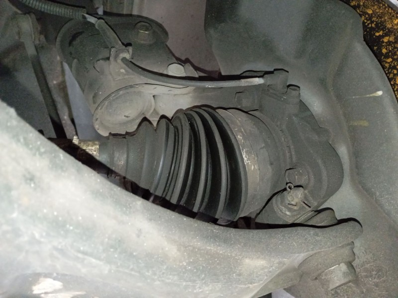 Recambio de mangueta delantera izquierda para hyundai santa fé ii (cm) 2.2 crdi 4x4 referencia OEM IAM   