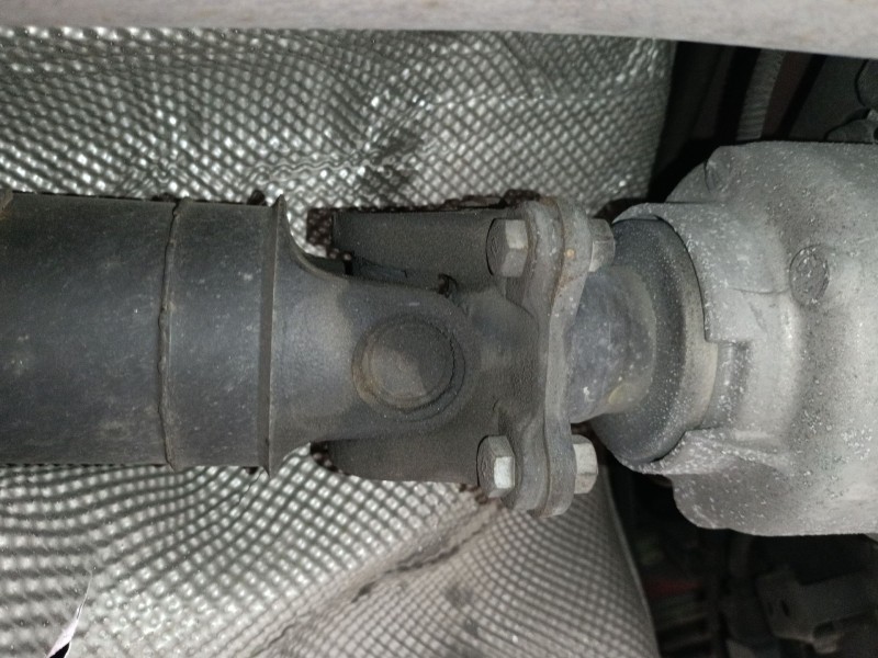 Recambio de transmision central para nissan qashqai i (j10, nj10) 2.0 dci a las 4 ruedas referencia OEM IAM   