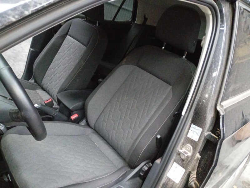 volkswagen t-cross (c11, d31) del año 2024