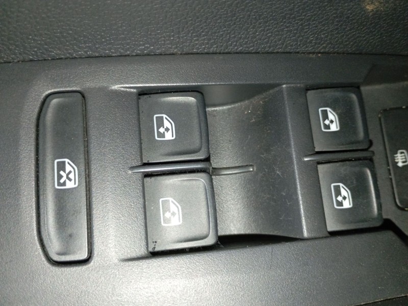 Recambio de mando elevalunas delantero izquierdo para volkswagen t-cross (c11, d31) 1.0 tsi referencia OEM IAM   