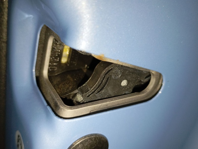 Recambio de cerradura puerta trasera derecha para volkswagen t-cross (c11, d31) 1.0 tsi referencia OEM IAM   