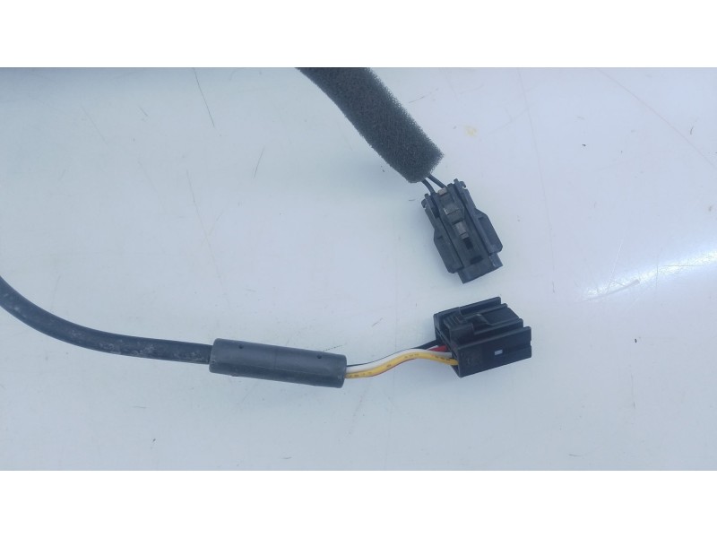 Recambio de maneta exterior porton para ssangyong tivoli 1.2 referencia OEM IAM   