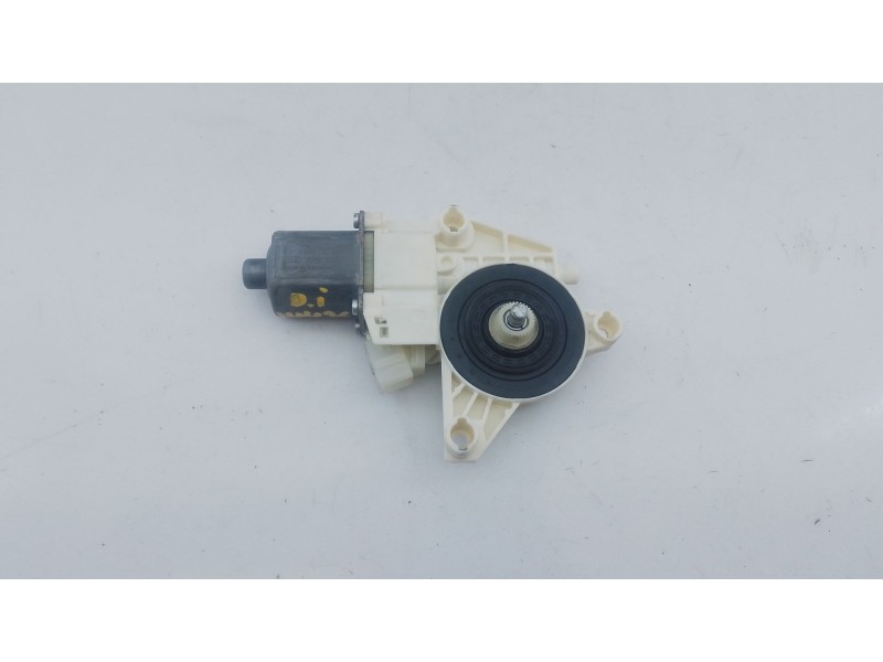 Recambio de motor elevalunas delantero izquierdo para mercedes-benz clase b sports tourer (w246, w242) b 200 cdi (246.201) refer