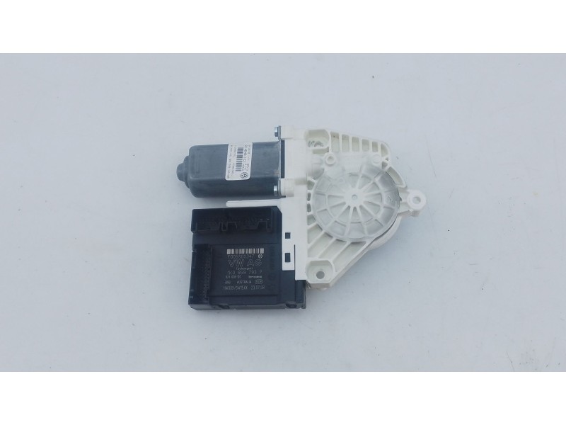 Recambio de motor elevalunas delantero izquierdo para volkswagen passat cc passat cc referencia OEM IAM   
