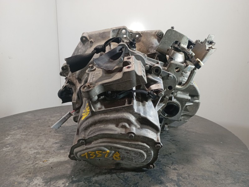 Recambio de caja cambios para citroën c4 cactus 1.5 bluehdi 100 referencia OEM IAM 20V246  