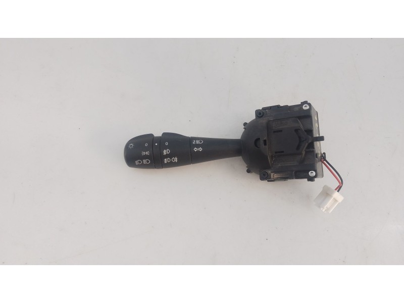Recambio de mando intermitentes para dacia sandero stepway ambiance referencia OEM IAM   