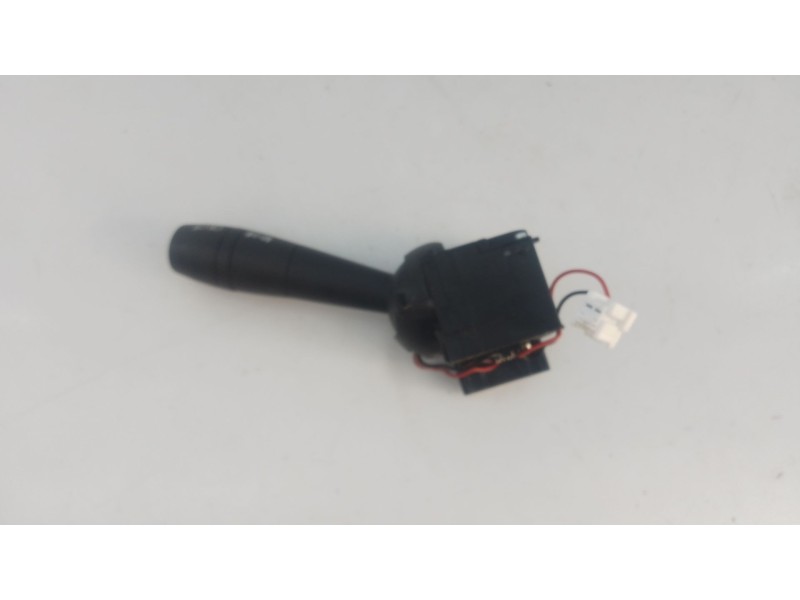 Recambio de mando intermitentes para dacia sandero stepway ambiance referencia OEM IAM   