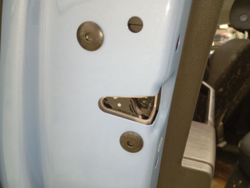 Recambio de cerradura puerta trasera izquierda para volkswagen t-cross (c11, d31) 1.0 tsi referencia OEM IAM   