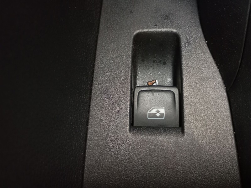 Recambio de mando elevalunas trasero izquierdo para volkswagen t-cross (c11, d31) 1.0 tsi referencia OEM IAM   