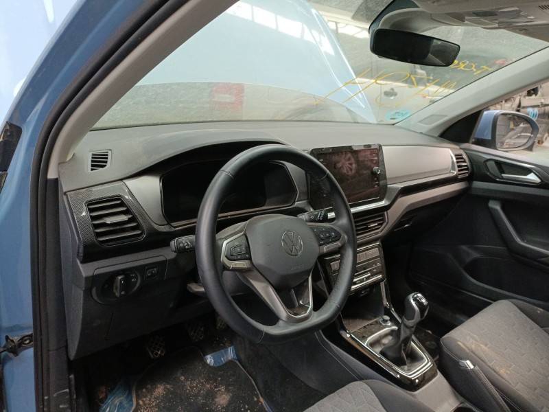 volkswagen t-cross (c11, d31) del año 2024