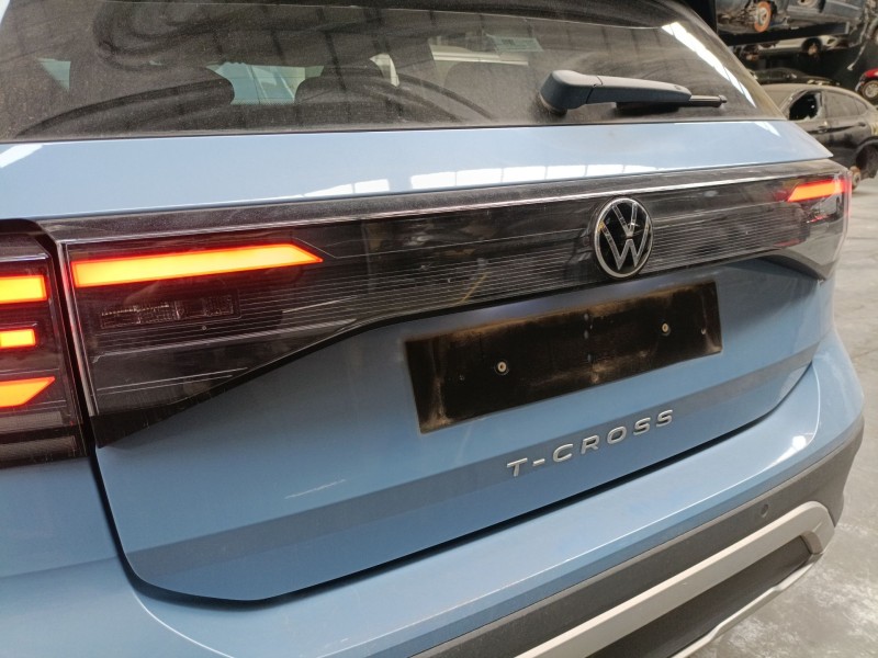 Recambio de piloto trasero central para volkswagen t-cross (c11, d31) 1.0 tsi referencia OEM IAM   