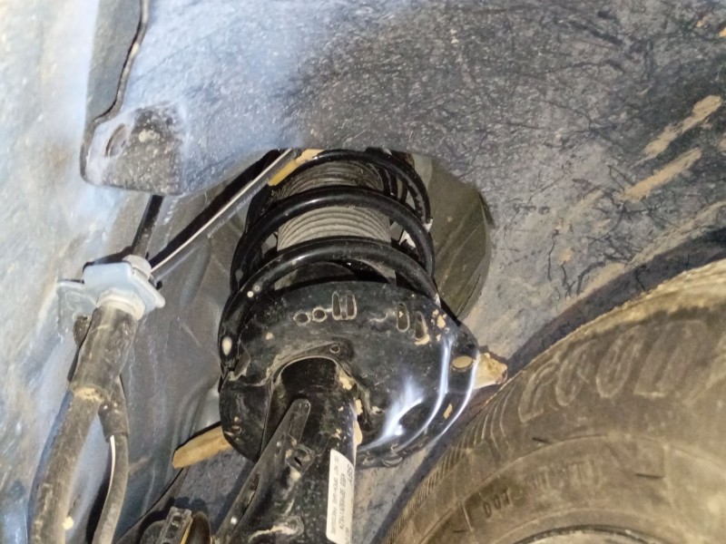 Recambio de amortiguador delantero derecho para volkswagen t-cross (c11, d31) 1.0 tsi referencia OEM IAM   