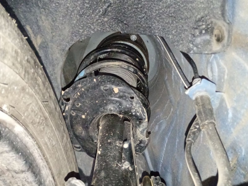 Recambio de amortiguador delantero izquierdo para volkswagen t-cross (c11, d31) 1.0 tsi referencia OEM IAM   