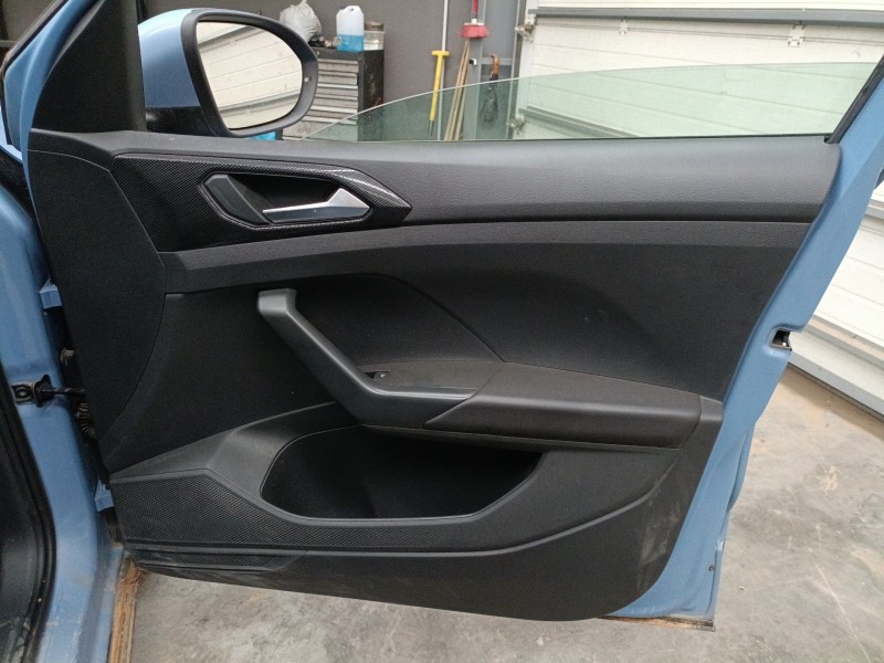 Recambio de guarnecido puerta delantera derecha para volkswagen t-cross (c11, d31) 1.0 tsi referencia OEM IAM   