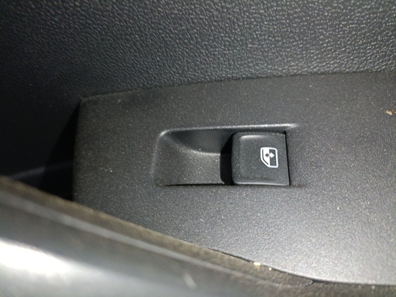 Recambio de mando elevalunas delantero derecho para volkswagen t-cross (c11, d31) 1.0 tsi referencia OEM IAM   