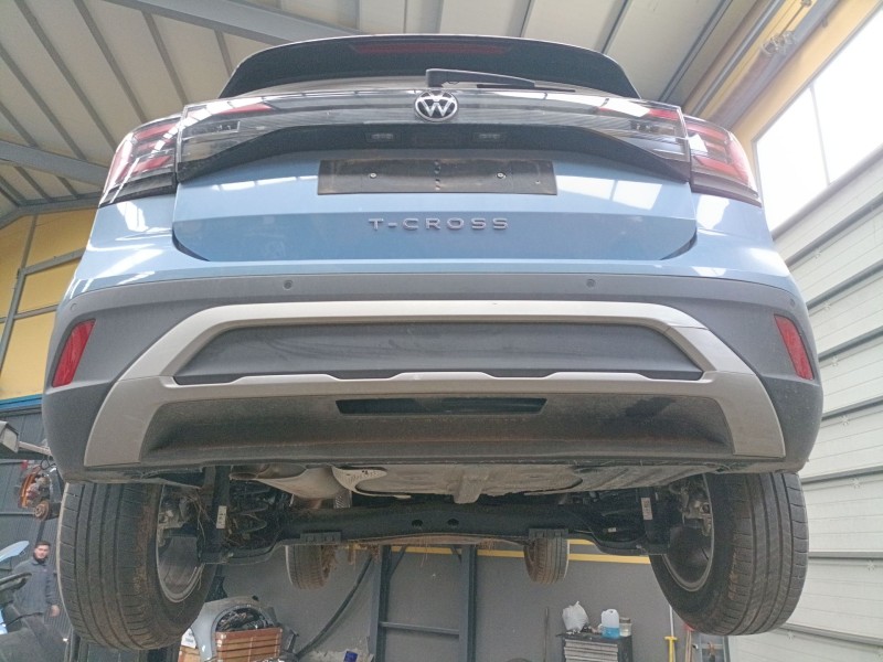 Recambio de paragolpes trasero para volkswagen t-cross (c11, d31) 1.0 tsi referencia OEM IAM   