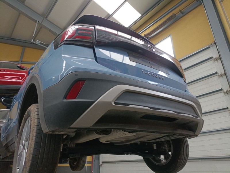 Recambio de paragolpes trasero para volkswagen t-cross (c11, d31) 1.0 tsi referencia OEM IAM   
