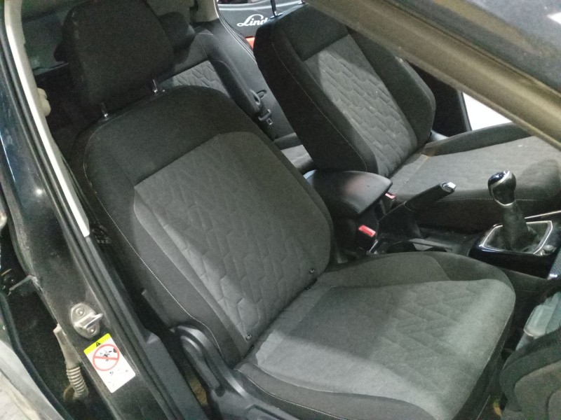 volkswagen t-cross (c11, d31) del año 2024