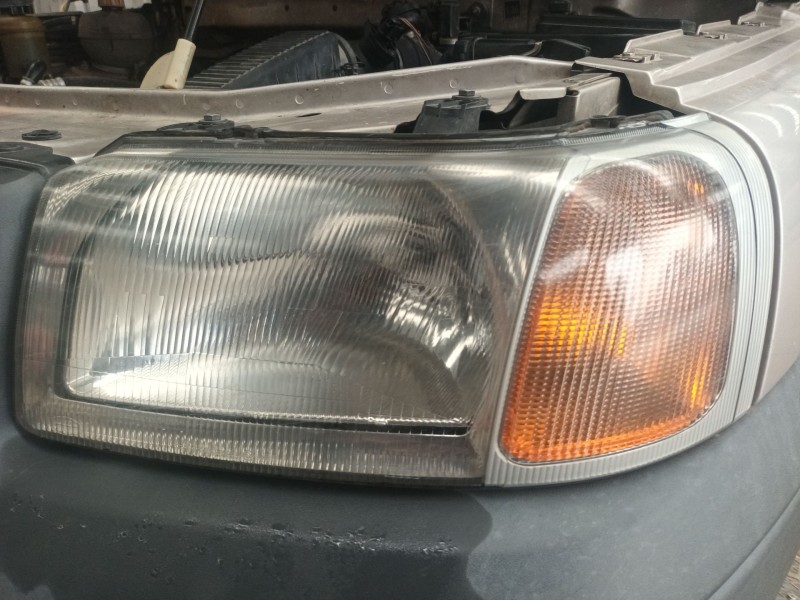 Recambio de faro izquierdo para land rover freelander i (l314) 2.0 di 4x4 referencia OEM IAM   