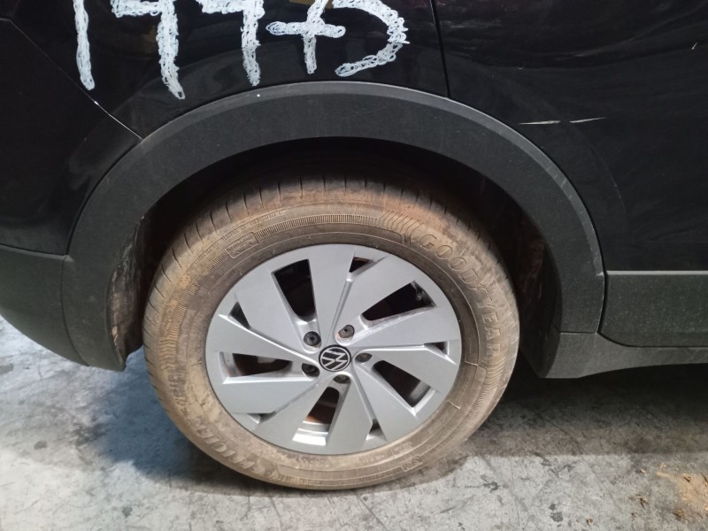 Recambio de aletin trasero derecho para volkswagen t-cross (c11, d31) 1.0 tsi referencia OEM IAM   