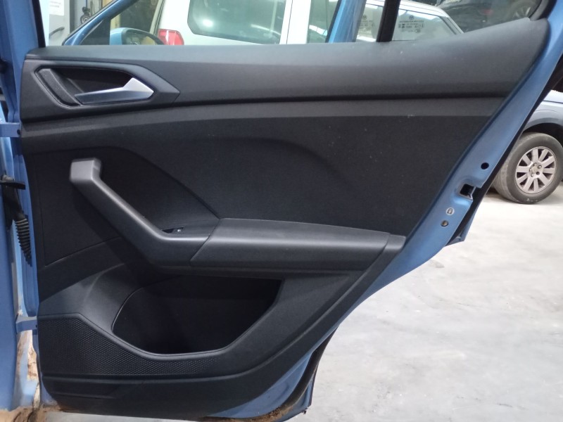 Recambio de guarnecido puerta trasera derecha para volkswagen t-cross (c11, d31) 1.0 tsi referencia OEM IAM   
