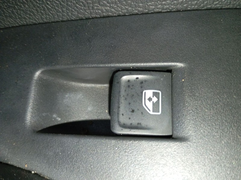 Recambio de mando elevalunas trasero derecho para volkswagen t-cross (c11, d31) 1.0 tsi referencia OEM IAM   