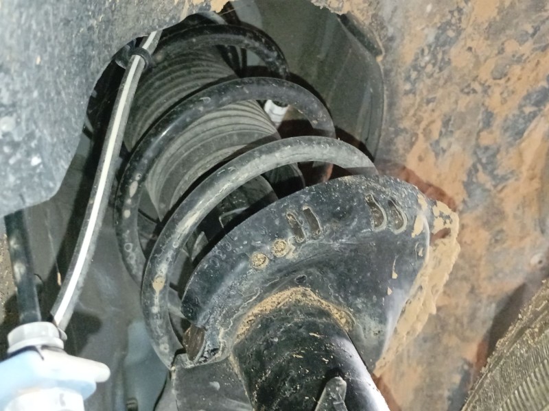 Recambio de amortiguador delantero derecho para volkswagen t-cross (c11, d31) 1.0 tsi referencia OEM IAM   