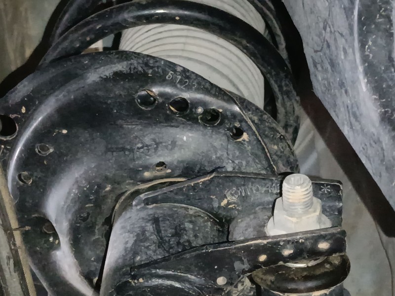 Recambio de amortiguador delantero derecho para audi q2 (gab, gag) 35 tfsi referencia OEM IAM   