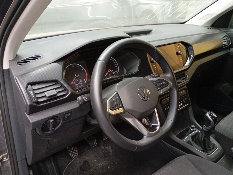 volkswagen t-cross (c11, d31) del año 2022