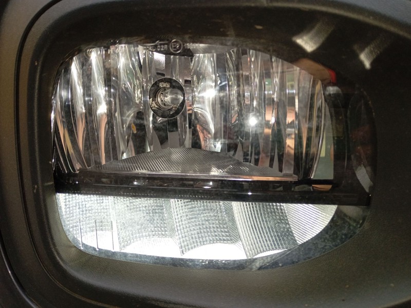 Recambio de faro antiniebla derecho para volkswagen t-cross (c11, d31) 1.0 tsi referencia OEM IAM   