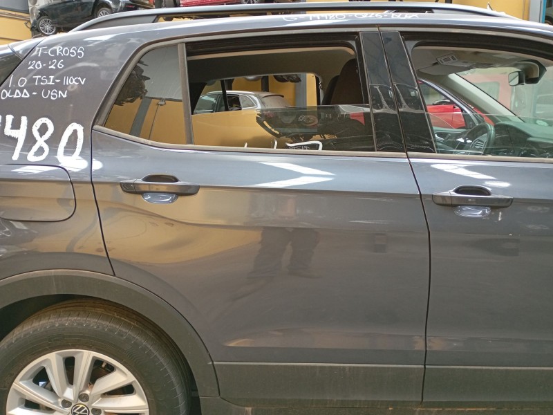 Recambio de puerta trasera derecha para volkswagen t-cross (c11, d31) 1.0 tsi referencia OEM IAM   