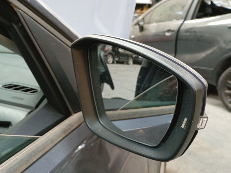 Recambio de retrovisor derecho electrico para volkswagen t-cross (c11, d31) 1.0 tsi referencia OEM IAM   