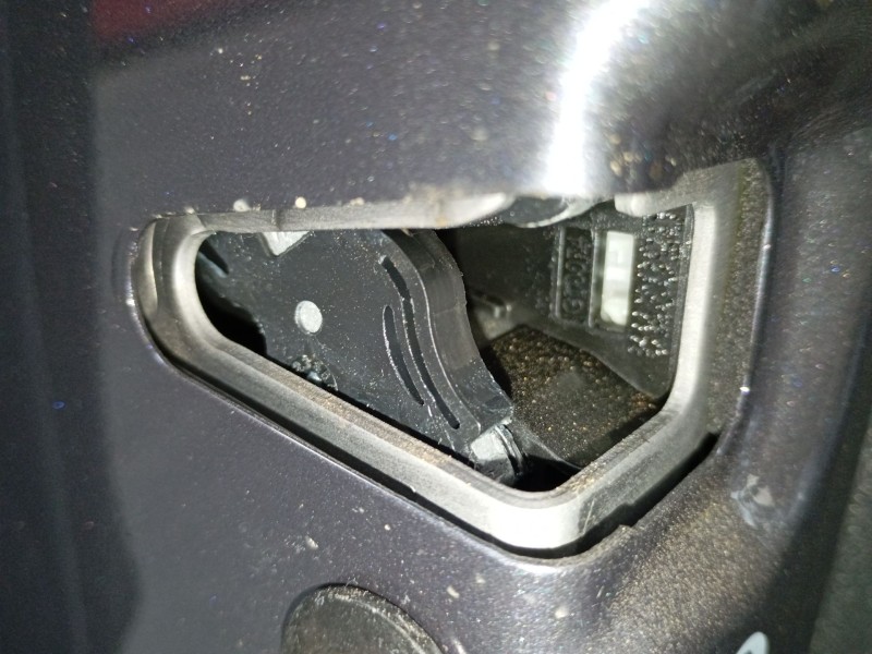 Recambio de cerradura puerta trasera izquierda para volkswagen t-cross (c11, d31) 1.0 tsi referencia OEM IAM   