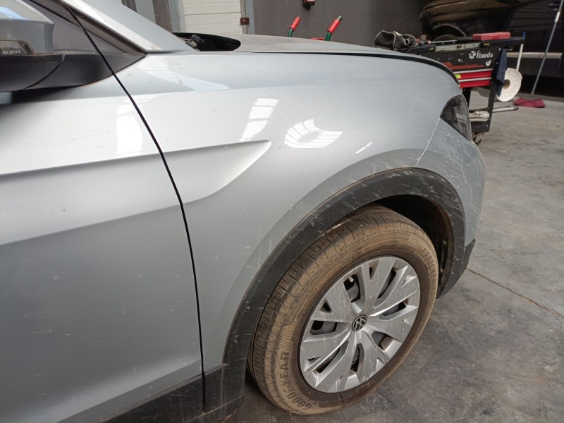 Recambio de aleta delantera derecha para volkswagen t-cross (c11, d31) 1.0 tsi referencia OEM IAM   